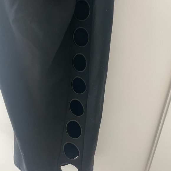 Cult Gaia Capri Maxi Dress Black Off-the-shoulder Cut-out Detachable Long Sleeve - Picture 8 of 14